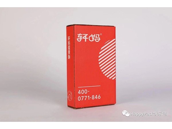 這一枚主打媽媽牌的蛋黃酥，是如何讓人欲罷不能的